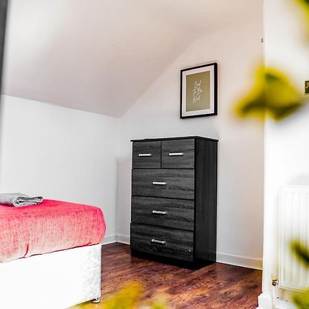 Laid-Back Midtown Retreat Liverpool Exterior foto